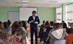 El director de RR.HH. de Galletas ...