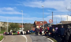 Medio centenar de vecinos de Piélagos ...