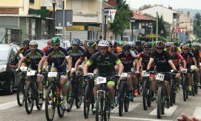 800 personas pedalean en Piélagos ...