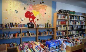 El número de socios de la Biblioteca ...