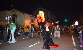 Más de 500 personas, de 16 grupos, ...