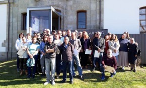 Un centenar de vecinos de Piélagos, ...