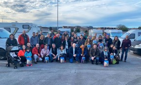 Una treintena de autocaravanistas de ...