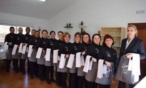 15 personas en situación de desempleo ...