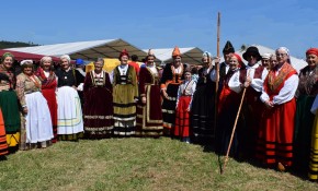 Escuela municipal de trajes regionales ...