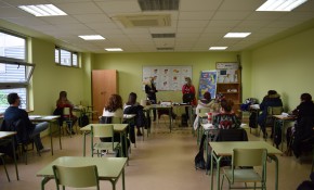 Doce personas en situación de ...