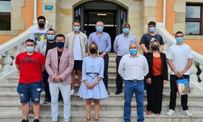 El Ayuntamiento de Piélagos recibe a ...