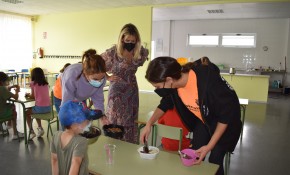 153 niños y niñas dan vida a  los ...