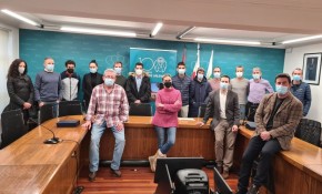 El Ayuntamiento recibe al Real Valle de ...