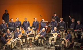 “Jueves de boleros” actúa mañana ...