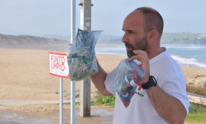 Voluntarios de Cruz Roja Cantabria, ...