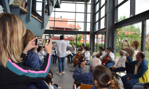 El alumnado de la Escuela municipal de ...