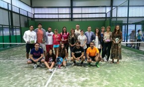 Un total de 43 parejas participaron en ...