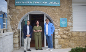 La oficina municipal de turismo del ...