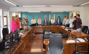 El Pleno de Piélagos guarda un minuto ...