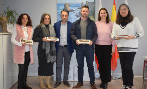 Caramés felicita a los tres alumnos ...