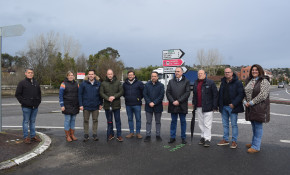 Una rotonda en la intersección de la ...