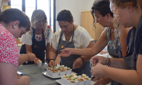 Gema Ruiz imparte un taller de catering ...