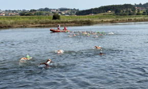 Cerca de 90 de nadadores participaron ...