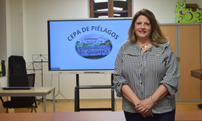 La alumna del CEPA de Piélagos Belén ...