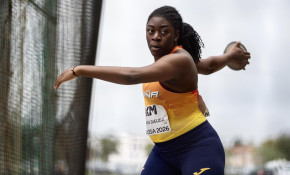 La atleta del Piélagos Andrea Njimi ...