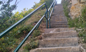 La playa de Somocuevas abre al público ...