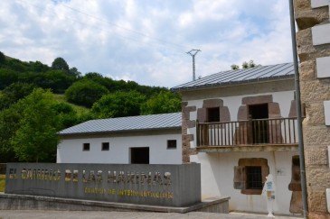 Ruta guiada al Centro de visitantes de ...