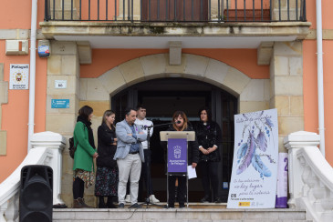 Lectura público manifiesto Día ...