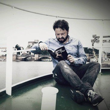 Presentacióndel libro 'Debajo de tu ...