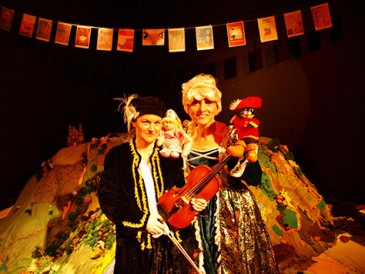 'El gato con botas' - Arte en escena