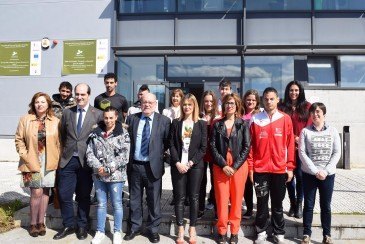 15 jóvenes obtienen un certificado de ...