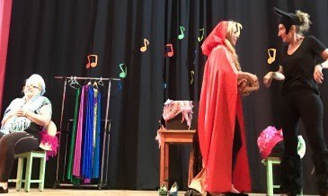 La compañía de teatro Grupo ...