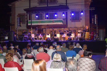 Las Fiestas de la Virgen de Valencia, ...
