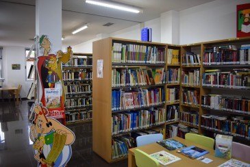 La Biblioteca municipal de Renedo pone ...