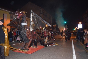 El grupo ‘Los caballeros del ...