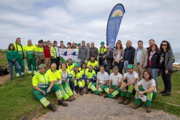 Voluntarios de AMICA, AMPROS, SERCA y ...