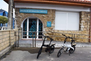 La Oficina municipal de turismo de ...