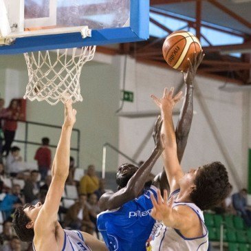 El NISSAN GRUPO SANTIAGO visita el ...