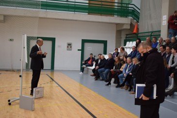 La reforma de la carretera entre ...