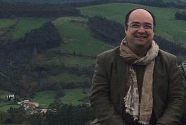 El poeta y escritor Regino Mateo visita ...