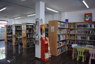 La Biblioteca municipal de Renedo ...