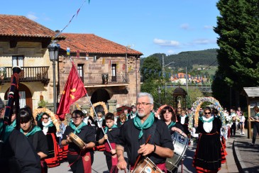 Piélagos viste de flores a su patrona, ...