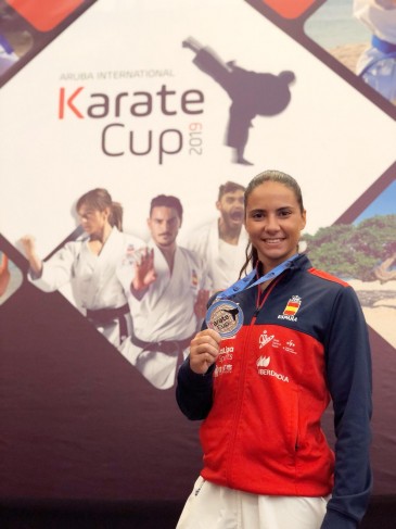 La karateca del Club Kime de Boo de ...