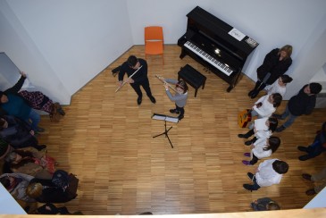 Los alumnos y alumnas de la Escuela ...