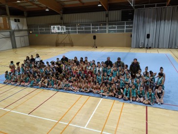 Un torneo escolar de balonmano, una ...