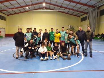 15 equipos y más de 100 jugadores ...