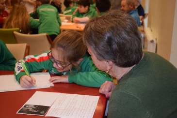 Alumnos y alumnas del Colegio Antonio ...