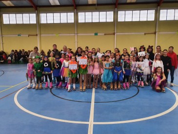 Alumnas de la Escuela municipal de ...