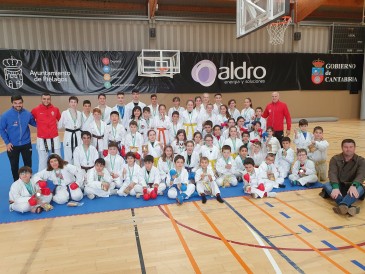 Más de 60 niños y niñas participan ...