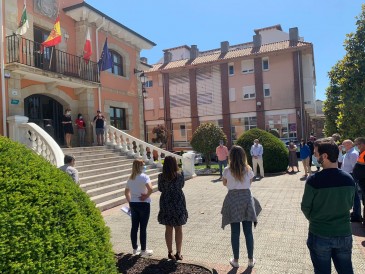 Piélagos guarda un minuto de silencio ...